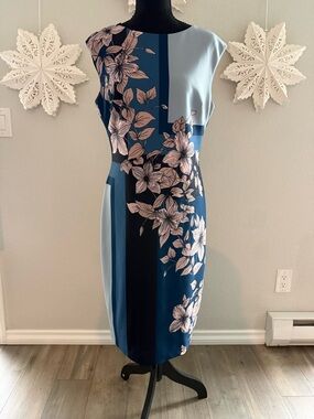 Vince Camuto Two-Tone Blue Floral Midi Sheath Dress
